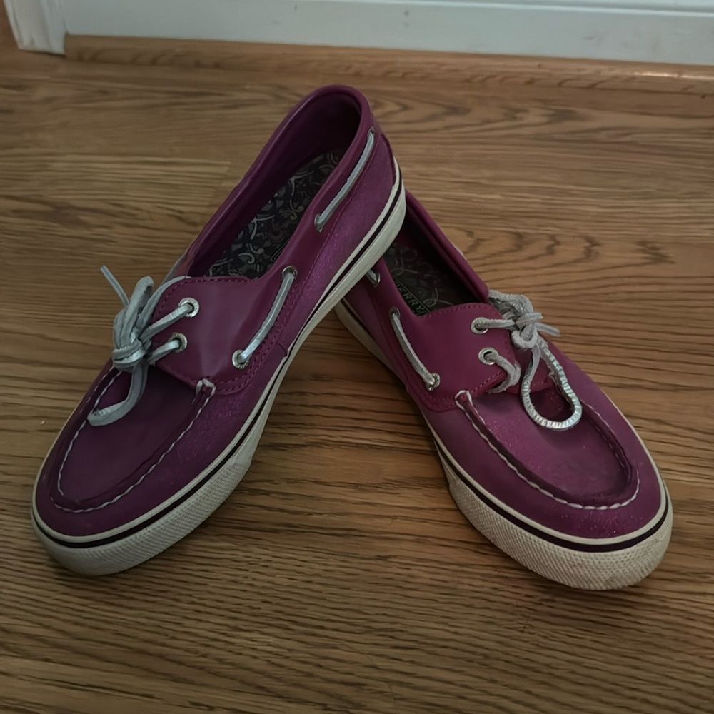 Sperry top sliders